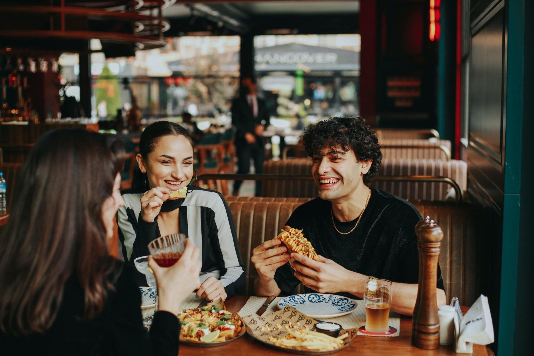 Dining Without Breaking the Bank: Casual/Mid-Range Spots in Montreal