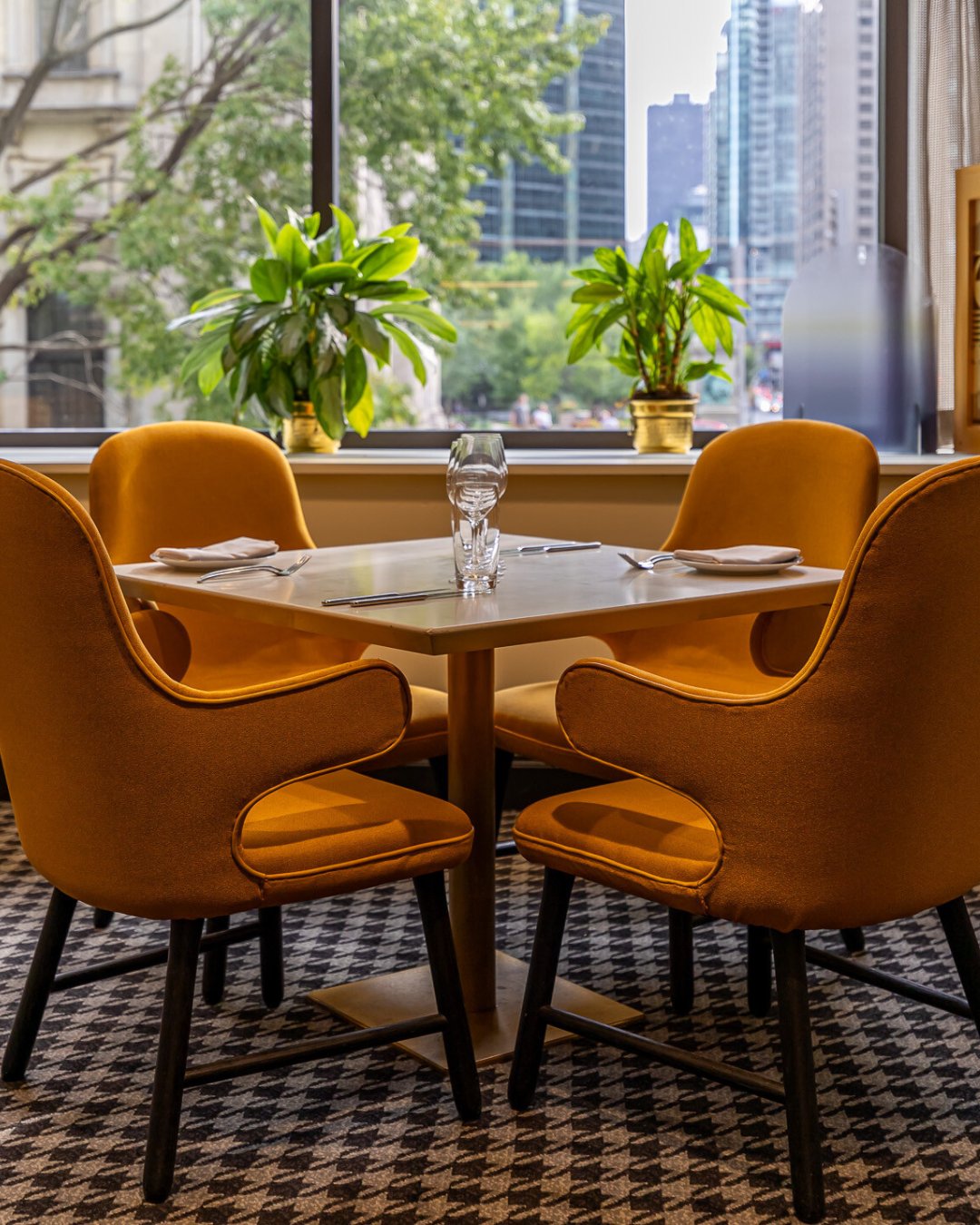 Best Hotel and Spa Restaurants in Montreal