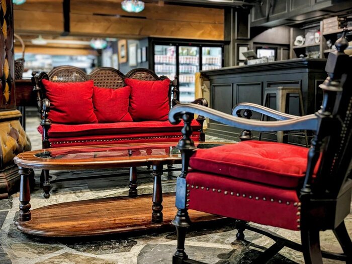 LAnnexe BreWskey: boutique, bar et fumoir