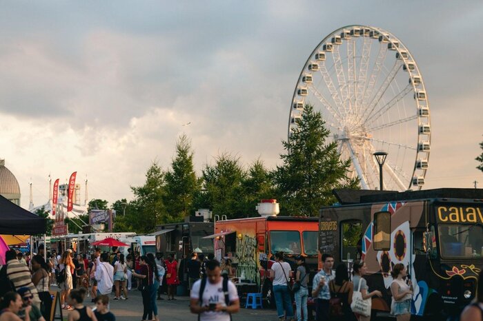 19 Must-Try Food Trucks in Montreal for a True Street Food Experience