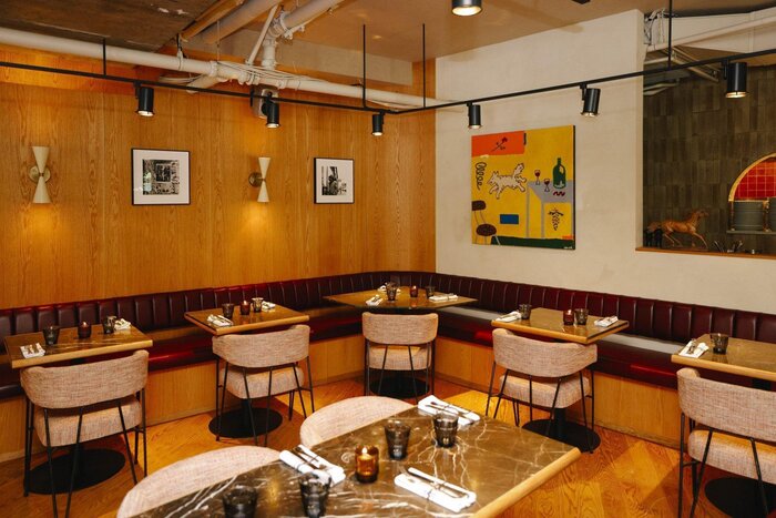 Lancien Boris Bistro se transforme en Romies.