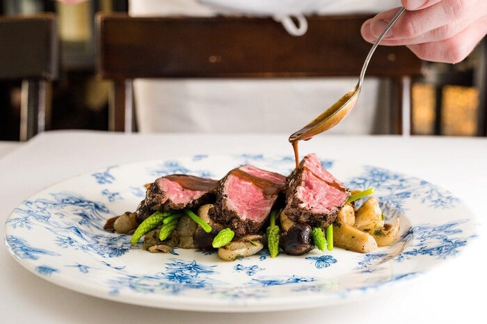 Buy a Gift Certificate to Encourage Your Favorite Restaurants!