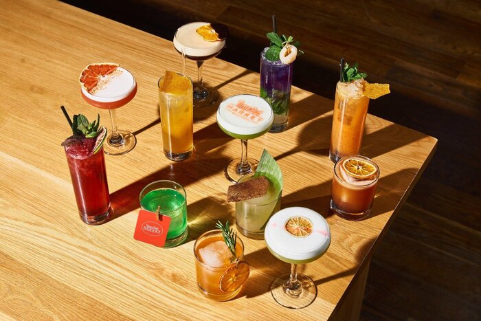 Célébrez le début de la nouvelle année en découvrant la toute nouvelle sélection de cocktails au Time Out Market Montréal!