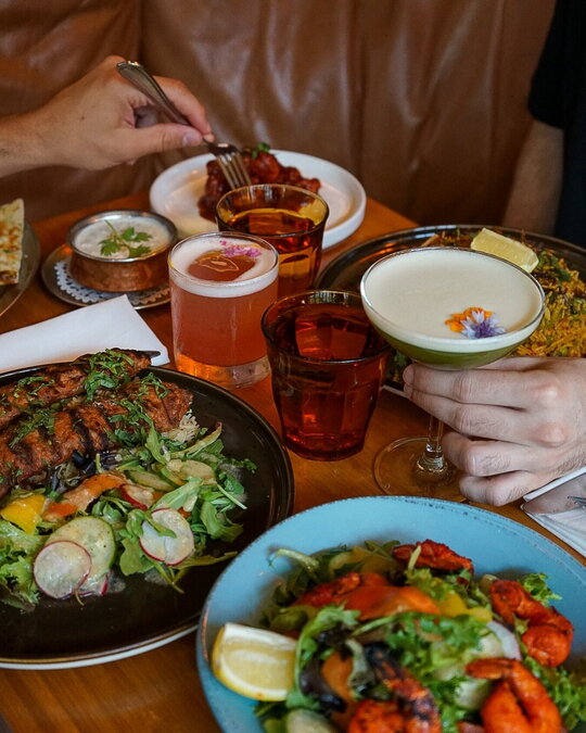 Dining Out Without Breaking the Bank: Montreals Best Mid-range Spots