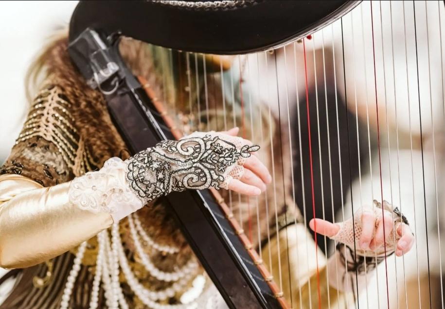 Animations musicales au Centre Eaton de Montréal - événement