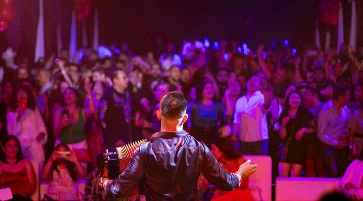 Mega Colombian Night Un Vallenato en Canada at Le Balcon